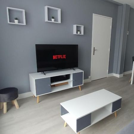 T3 Bord Centre Ville - 4Eme Etage - Fetes Interdites Bourges Kültér fotó